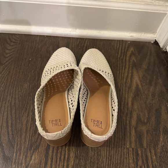 Time and Tru Woven Block Heel Mules - Ivory - Womens 8.5 - Picture 5 of 7